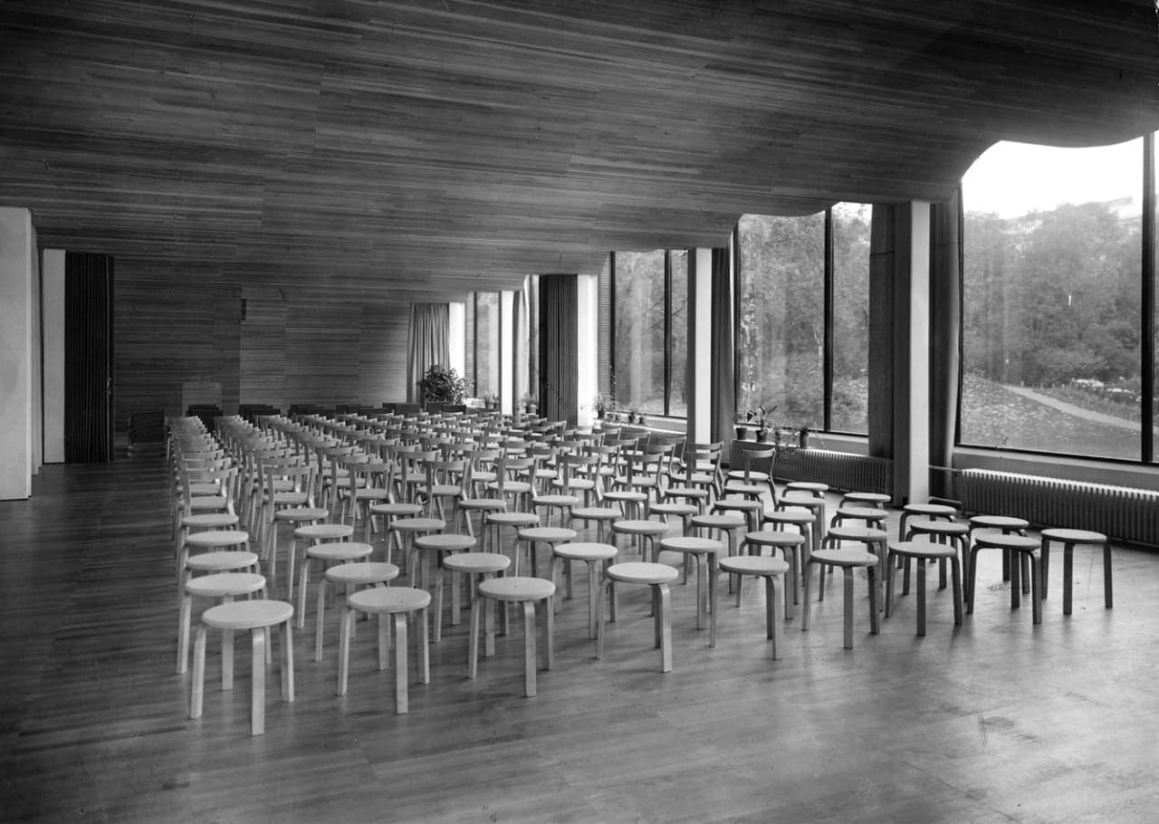 アールト・スツール