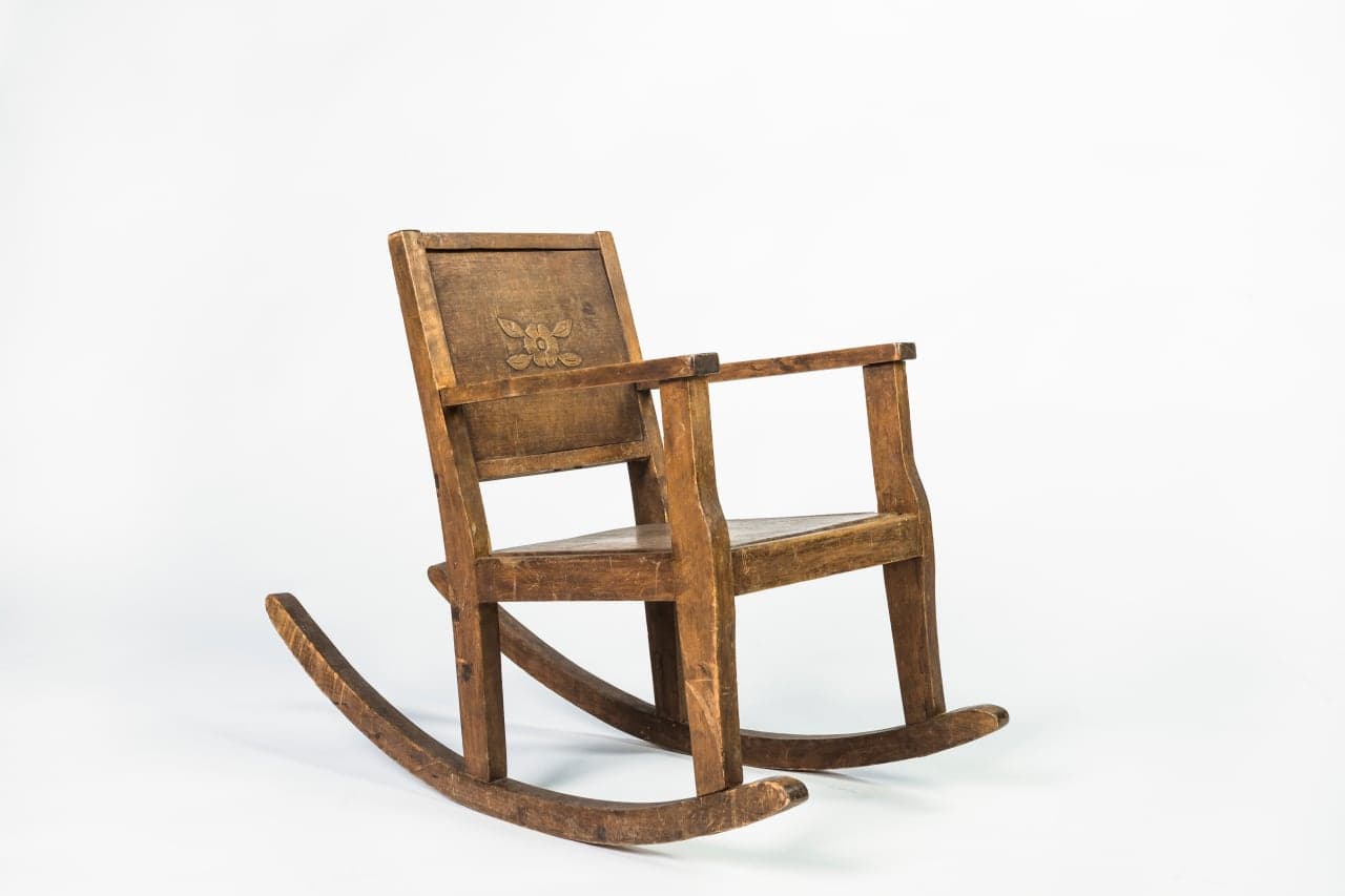 Children’s rocking chair made by Tauno Setälä at the front in Syväri