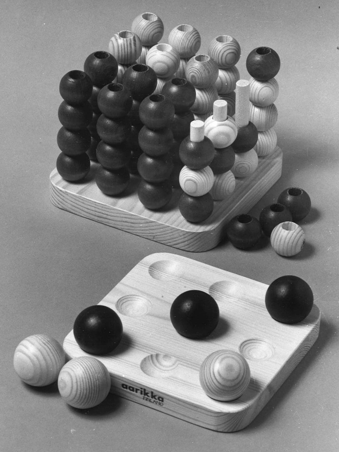 Palloshakki chess game by Aarikka