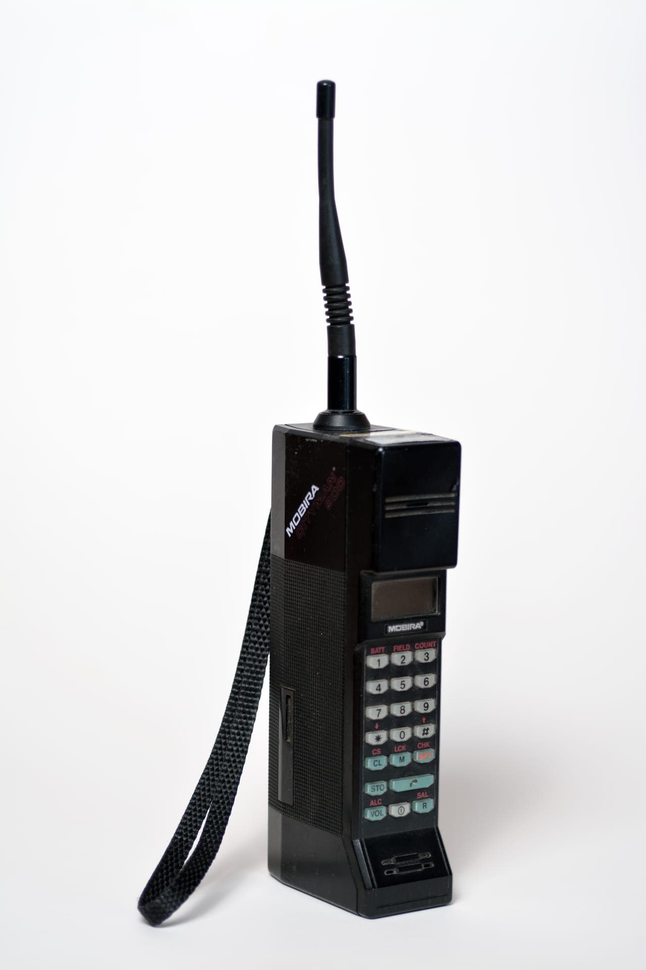 “The Gorba Phone” Mobira Cityman 900