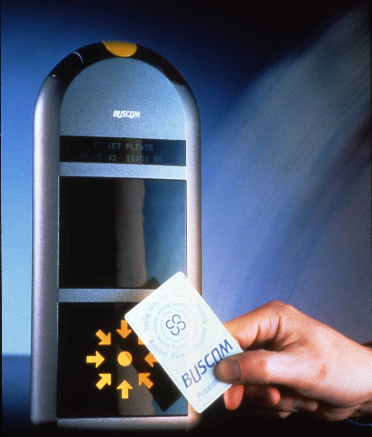 Buscom remote reader